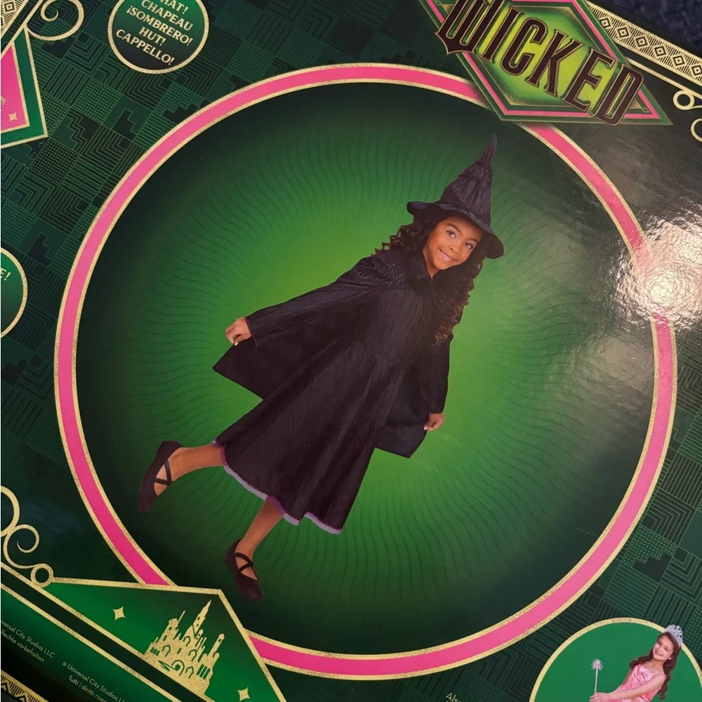 Wicked Elphaba Dress Costume and Broom Set 4-6X - Picture 4 of 9